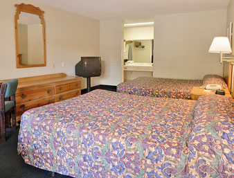 Howard Johnson Express Inn  04.[1]